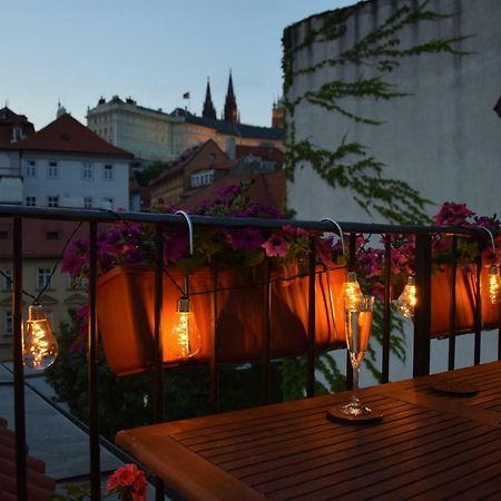Apartman Mala Strana Praga Esterno foto