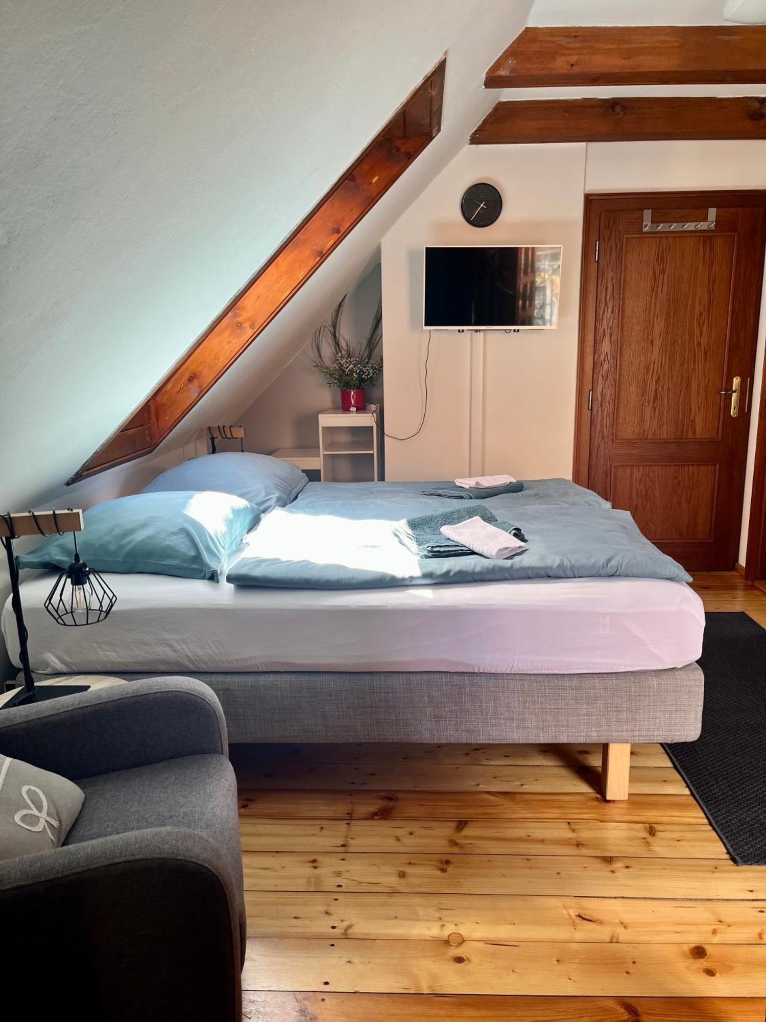 Apartman Mala Strana Praga Esterno foto